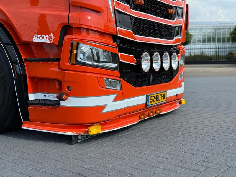 Scania R500 SHOWTRUCK, VOLLUCHT, PTO/HYDRAULIEK, RETARDER, 6X2/4. - رأس تريلا: صورة 4 Scania R500 SHOWTRUCK, VOLLUCHT, PTO/HYDRAULIEK, RETARDER, 6X2/4. - رأس تريلا: صورة 4