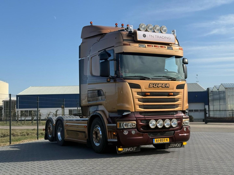 Scania R730 V8 V8, SHOWTRUCK VOLLUCHT, RETARDER, HYDRAULIEK, BOOGIE, ALU WIELEN, LEER. - رأس تريلا: صورة 2 Scania R730 V8 V8, SHOWTRUCK VOLLUCHT, RETARDER, HYDRAULIEK, BOOGIE, ALU WIELEN, LEER. - رأس تريلا: صورة 2