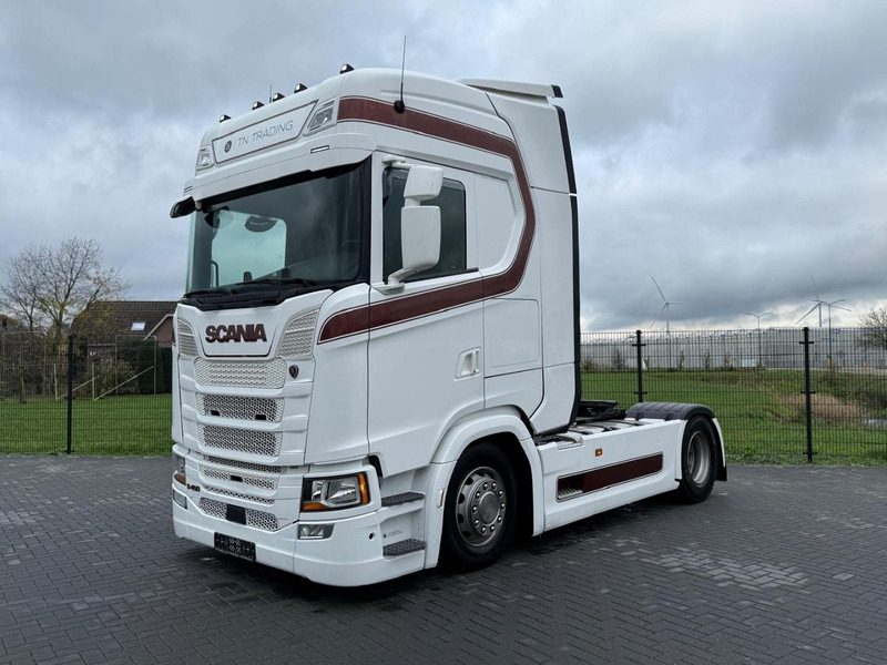 Scania S450 VOLLUCHT, SMART TACHO 2, VOL SPOILER, PARK COOLER, RETARDER, 2X TANK. - رأس تريلا: صورة 3 Scania S450 VOLLUCHT, SMART TACHO 2, VOL SPOILER, PARK COOLER, RETARDER, 2X TANK. - رأس تريلا: صورة 3