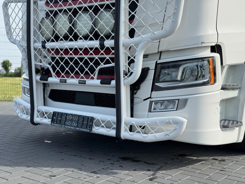 Scania S580 VOLLUCHT, PTO, LEER, RETARDER, TV, 3.15WB, BULLBAR. - مقطورة السحب: صورة 5 Scania S580 VOLLUCHT, PTO, LEER, RETARDER, TV, 3.15WB, BULLBAR. - مقطورة السحب: صورة 5
