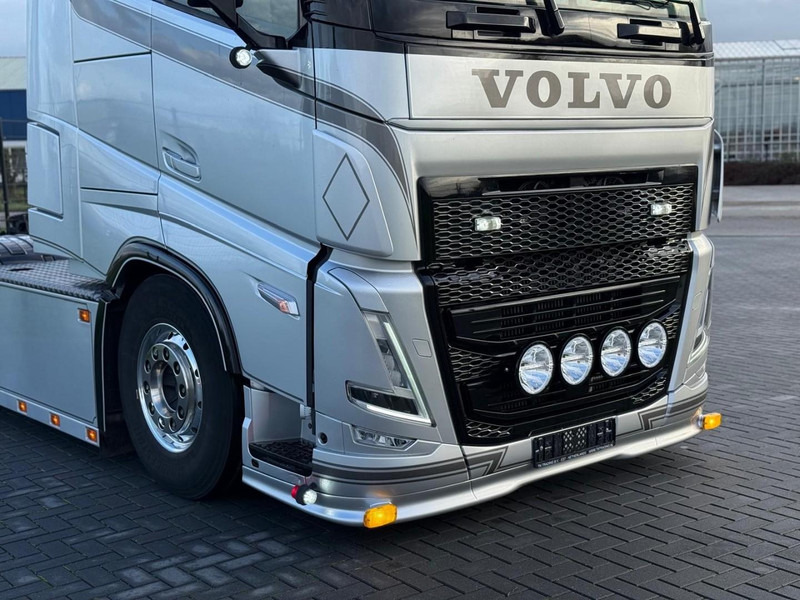Volvo FH 13.460XL SHOW, ALCOA, INTERIEUR, ALS NIEUW, PUSHER, TOP. - رأس تريلا: صورة 5 Volvo FH 13.460XL SHOW, ALCOA, INTERIEUR, ALS NIEUW, PUSHER, TOP. - رأس تريلا: صورة 5