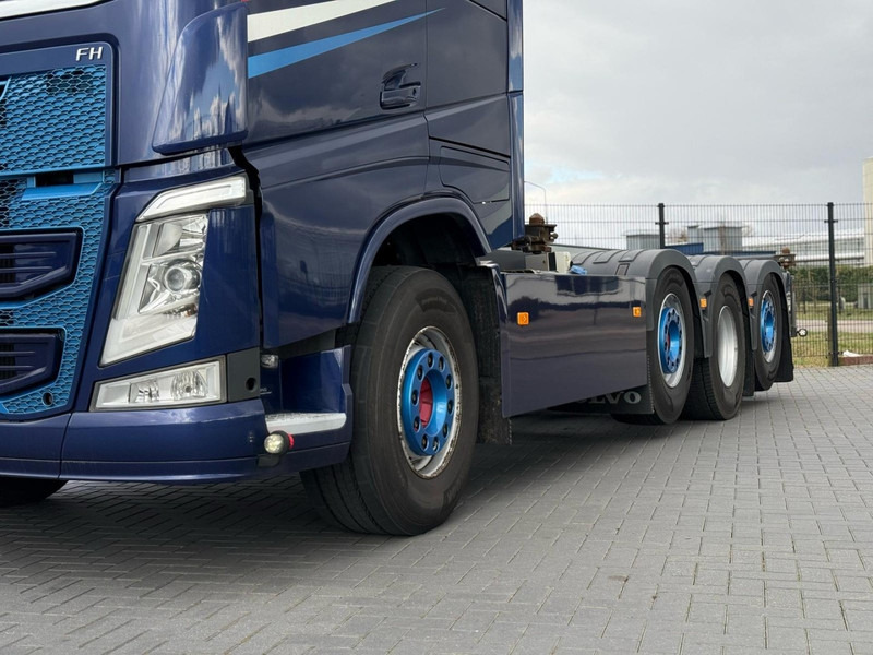 Volvo FH 13.500 DYNAMIC STEERING, DUAL CLUTCH, ACC, 3X CAMERA, ACC. - ناقلة حاويات/ شاحنة حاويات: صورة 5 Volvo FH 13.500 DYNAMIC STEERING, DUAL CLUTCH, ACC, 3X CAMERA, ACC. - ناقلة حاويات/ شاحنة حاويات: صورة 5
