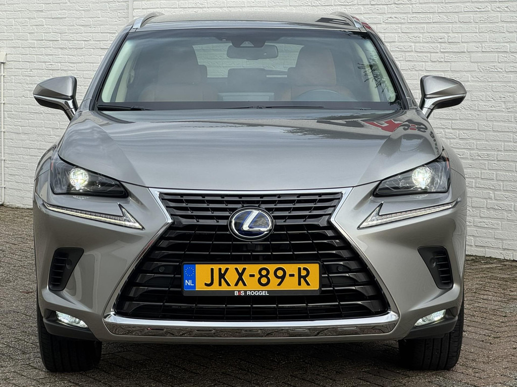 Lexus NX-300h AWD Luxury Line Trekhaak DAB Camera Navigatie Led Lane assist - سيارة دفع رباعي: صورة 4 Lexus NX-300h AWD Luxury Line Trekhaak DAB Camera Navigatie Led Lane assist - سيارة دفع رباعي: صورة 4