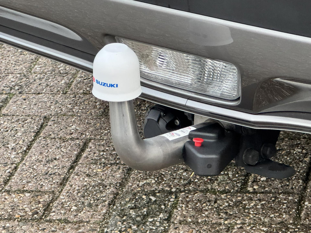 Suzuki Vitara-1.5 Hybrid Select Automaat Adaptive cruise Climate control Apple / Android Stoelverwarming Dodehoekdetectie - سيارة دفع رباعي: صورة 3 Suzuki Vitara-1.5 Hybrid Select Automaat Adaptive cruise Climate control Apple / Android Stoelverwarming Dodehoekdetectie - سيارة دفع رباعي: صورة 3