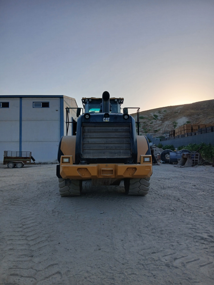 Caterpillar 966M - آلات الإنشاء: صورة 4 Caterpillar 966M - آلات الإنشاء: صورة 4