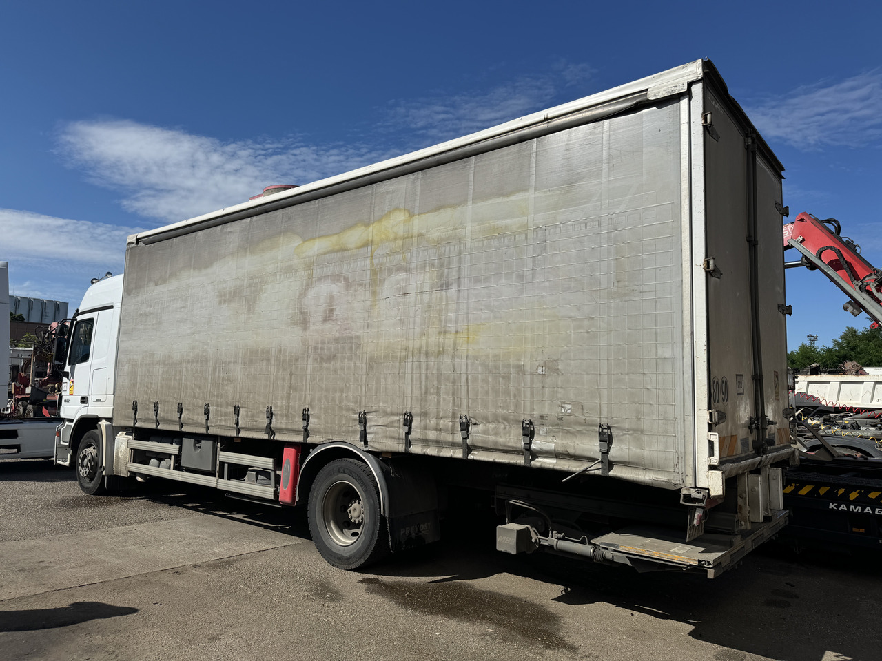 MERCEDES-BENZ ACTROS 1832 - شاحنة ذات ستائر جانبية: صورة 4 MERCEDES-BENZ ACTROS 1832 - شاحنة ذات ستائر جانبية: صورة 4
