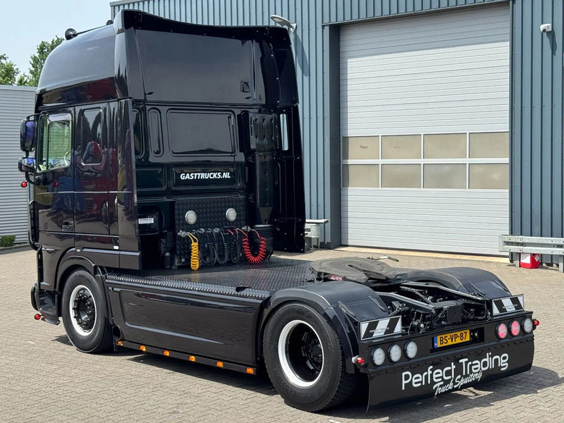 DAF XF 105.460 Super Space Cab Showtruck *TOP* - مقطورة السحب: صورة 4 DAF XF 105.460 Super Space Cab Showtruck *TOP* - مقطورة السحب: صورة 4