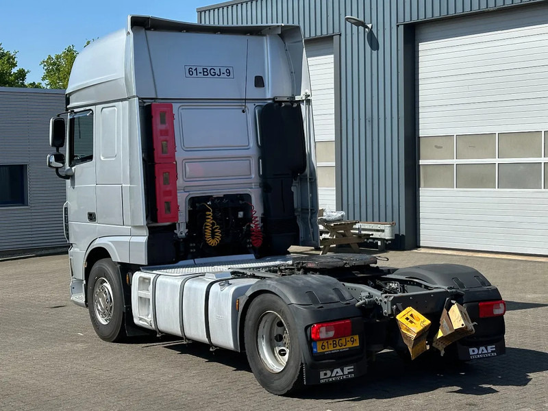 DAF XF 440 Super Space Cab Smart Tacho Apk *NL-Truck* - مقطورة السحب: صورة 4 DAF XF 440 Super Space Cab Smart Tacho Apk *NL-Truck* - مقطورة السحب: صورة 4
