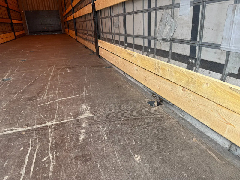 Krone SD Schuifzeil -Dak / SAF-Disc / APK 10-2026! - نصف مقطورة بستائر جانبية: صورة 5 Krone SD Schuifzeil -Dak / SAF-Disc / APK 10-2026! - نصف مقطورة بستائر جانبية: صورة 5