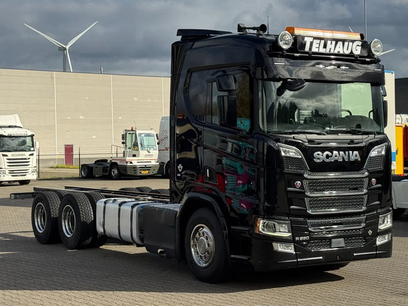 Scania R650 V8 6x4 Chassis Retarder WB 4.50 Only 465tkm! - شاحنة بهيكل معدني للمقصورة: صورة 3 Scania R650 V8 6x4 Chassis Retarder WB 4.50 Only 465tkm! - شاحنة بهيكل معدني للمقصورة: صورة 3