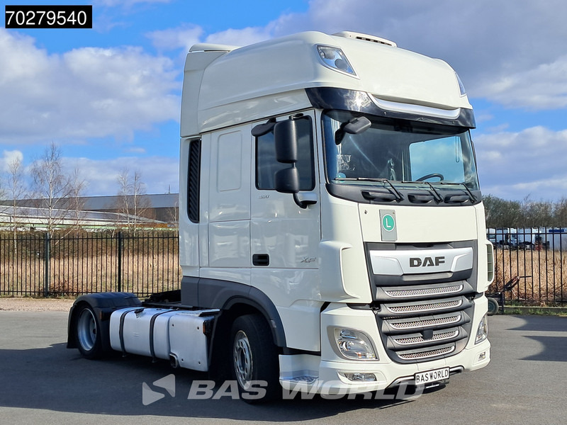 DAF XF 480 4X2 SSC Mega 2x Tanks Standklima ACC LED - مقطورة السحب: صورة 3 DAF XF 480 4X2 SSC Mega 2x Tanks Standklima ACC LED - مقطورة السحب: صورة 3