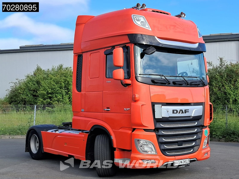 DAF XF 530 4X2 SSC Retarder 2x Tanks Standklima Navi ACC LED - مقطورة السحب: صورة 3 DAF XF 530 4X2 SSC Retarder 2x Tanks Standklima Navi ACC LED - مقطورة السحب: صورة 3