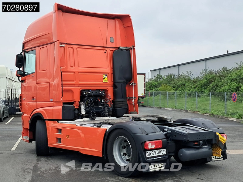 DAF XF 530 4X2 SSC Retarder 2x Tanks Standklima Navi ACC LED - مقطورة السحب: صورة 2 DAF XF 530 4X2 SSC Retarder 2x Tanks Standklima Navi ACC LED - مقطورة السحب: صورة 2