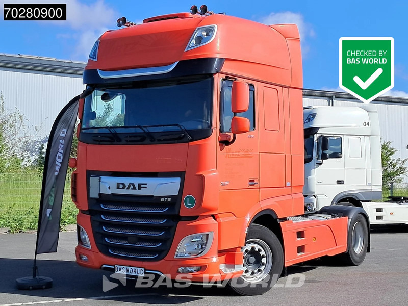 DAF XF 530 4X2 SSC Retarder 2x Tanks Standklima Navi ACC LED - مقطورة السحب: صورة 1 DAF XF 530 4X2 SSC Retarder 2x Tanks Standklima Navi ACC LED - مقطورة السحب: صورة 1