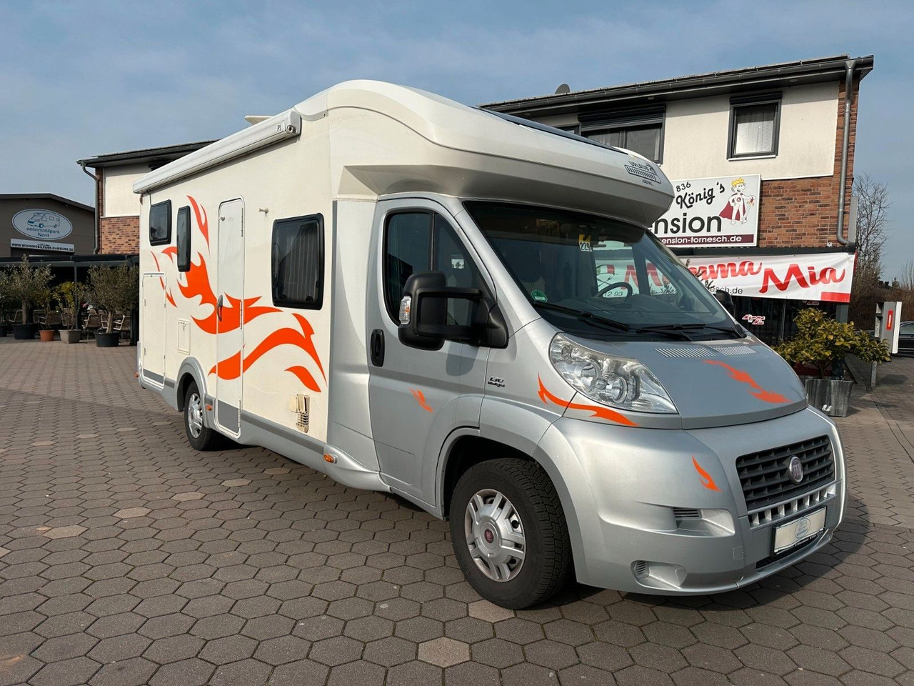 موتر هوم شبه متكامل للبيع  Chausson Flash 26/Festbett+Hubbett/Garage/2xKlima/Solar Chausson Flash 26/Festbett+Hubbett/Garage/2xKlima/Solar: صورة 1