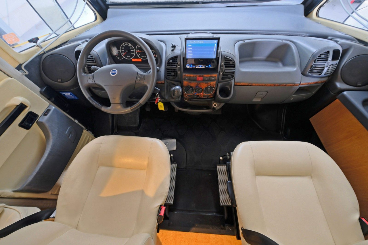Dethleffs Esprit I 7870/Festbett+Hubbett/2xKlima/Solar - موتر هوم متكامل: صورة 5 Dethleffs Esprit I 7870/Festbett+Hubbett/2xKlima/Solar - موتر هوم متكامل: صورة 5