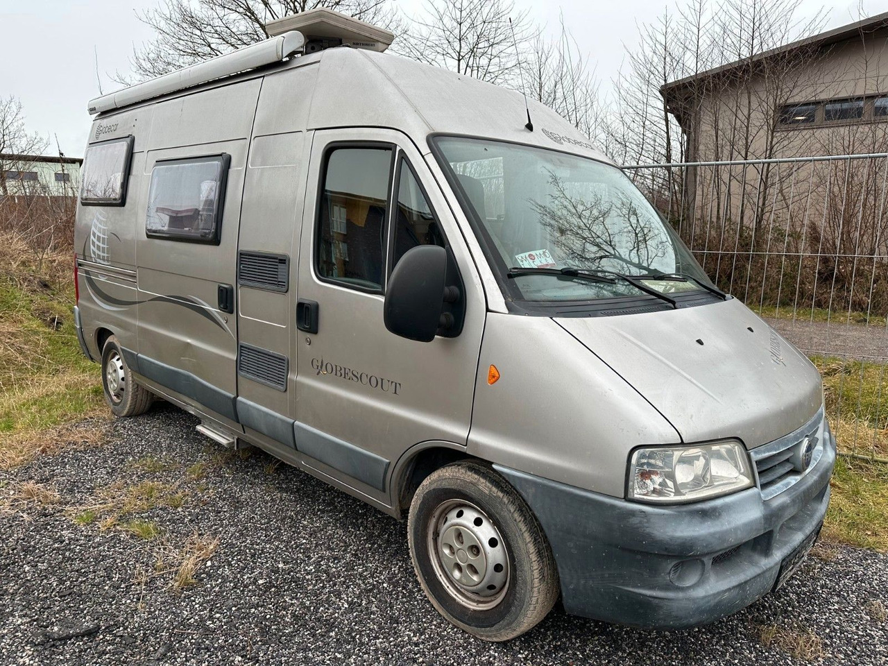 Globecar Globescout / Festbett / SAT /Klima Globecar Globescout / Festbett / SAT /Klima - كرفان فان: صورة 2 Globecar Globescout / Festbett / SAT /Klima Globecar Globescout / Festbett / SAT /Klima - كرفان فان: صورة 2