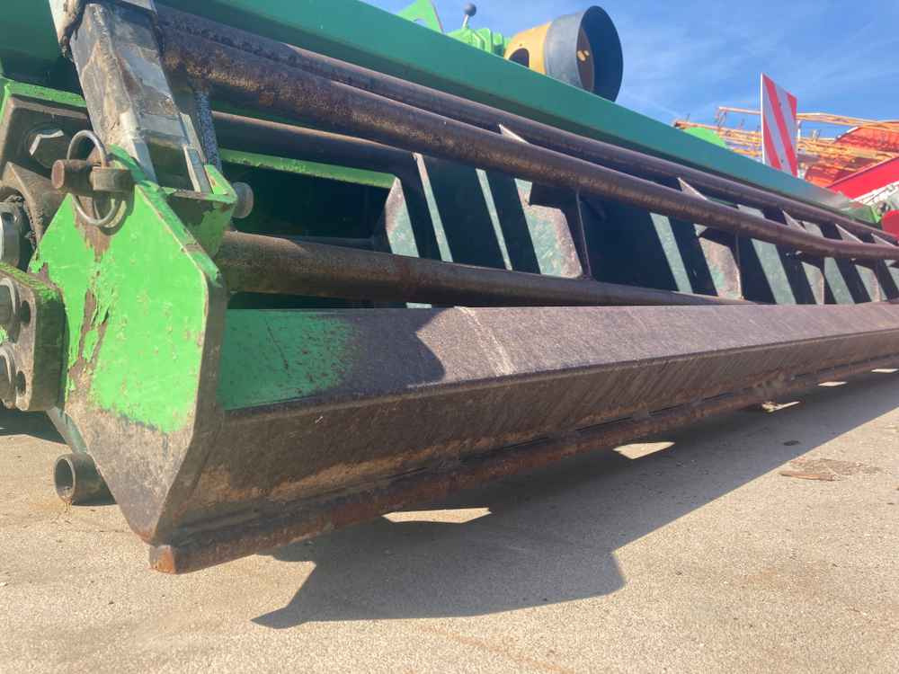 AVR AVR - Multivator - آلات الحصاد: صورة 3 AVR AVR - Multivator - آلات الحصاد: صورة 3