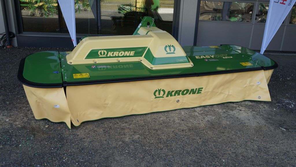 Krone EasyCut F 320 CV gez. Gen.2 (20693) - جزازة العشب: صورة 3 Krone EasyCut F 320 CV gez. Gen.2 (20693) - جزازة العشب: صورة 3