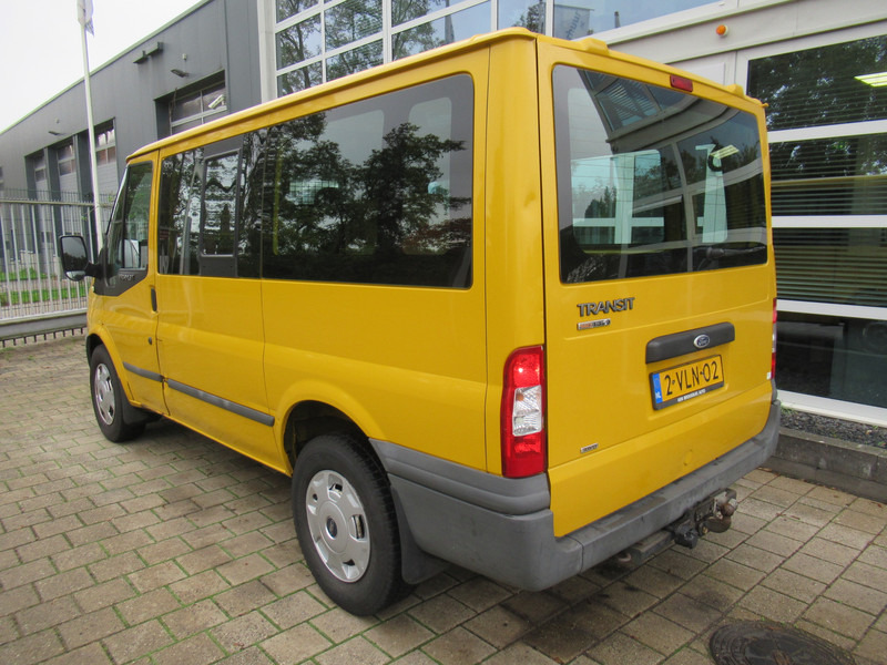 Ford Transit 140T330S 2.4 TDCI 103KW AWD 4x4 4WD - فان المدمجة: صورة 5 Ford Transit 140T330S 2.4 TDCI 103KW AWD 4x4 4WD - فان المدمجة: صورة 5