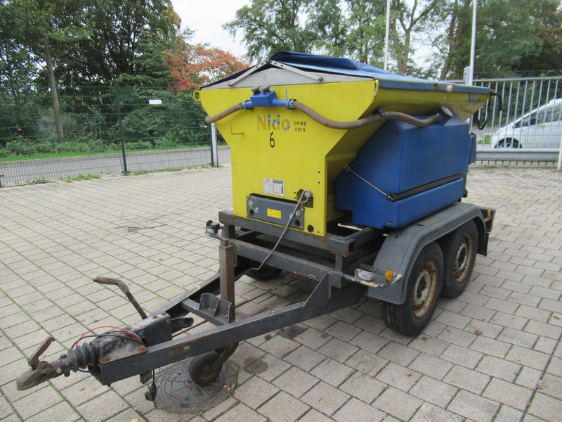 ناثر غبار/ ملح NIDO AWK 2500-1 Stratos B11L-18 ACLN280 1,1M3 + 500L Zoutstrooier Salzstreuer: صورة 8