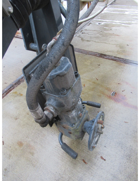 NIDO STRATOS B40-36 PALN Rotopower 4m3 + 2.200L Salzstreuer Saltspreader Zoutstrooier - ناثر غبار/ ملح: صورة 3 NIDO STRATOS B40-36 PALN Rotopower 4m3 + 2.200L Salzstreuer Saltspreader Zoutstrooier - ناثر غبار/ ملح: صورة 3