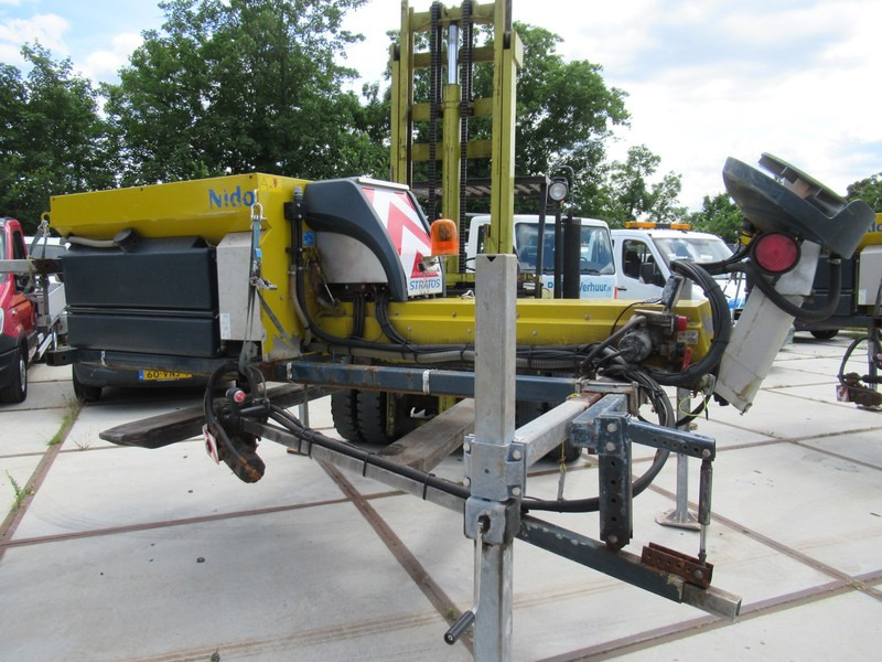 NIDO - Schmidt STRATOS B08-27 PALN 0,8m3 + 350 L Zoutstrooier - ناثر غبار/ ملح: صورة 3 NIDO - Schmidt STRATOS B08-27 PALN 0,8m3 + 350 L Zoutstrooier - ناثر غبار/ ملح: صورة 3