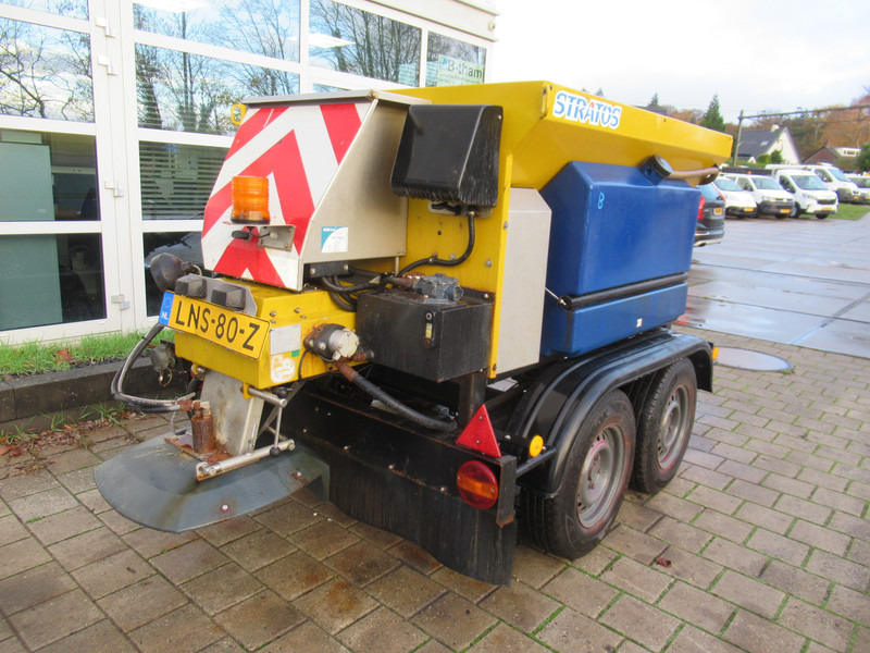 NIDO Stratos B11-18 AWAXN 1,1M3 + 500 L Zoutstrooier Saltzstreuer - ناثر غبار/ ملح: صورة 2 NIDO Stratos B11-18 AWAXN 1,1M3 + 500 L Zoutstrooier Saltzstreuer - ناثر غبار/ ملح: صورة 2