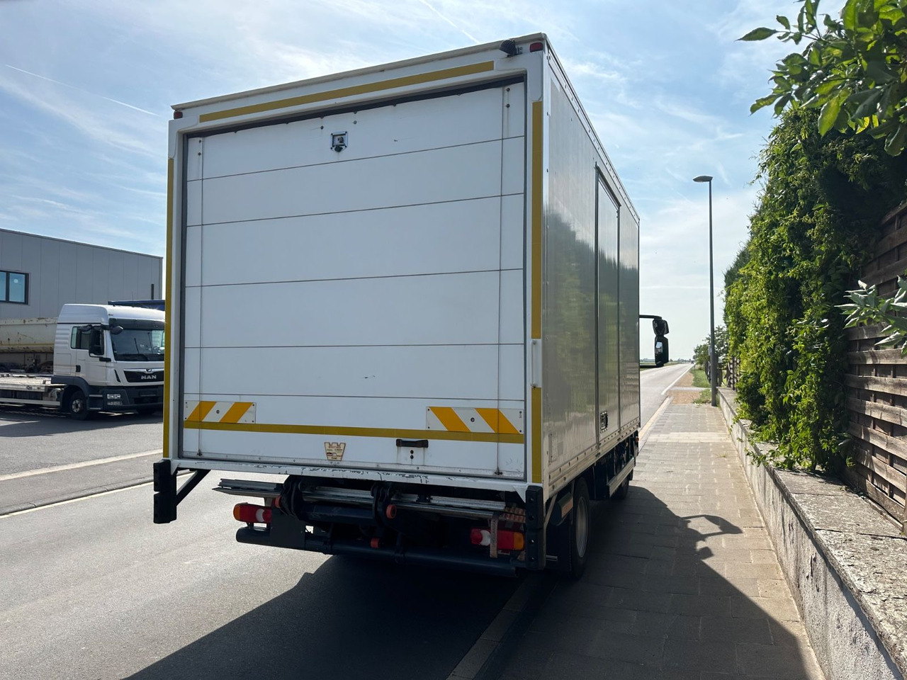 Iveco Eurocargo 75E19/Tüv neu/Koffer/LBW 1000kg/ - شاحنة بصندوق مغلق: صورة 5 Iveco Eurocargo 75E19/Tüv neu/Koffer/LBW 1000kg/ - شاحنة بصندوق مغلق: صورة 5