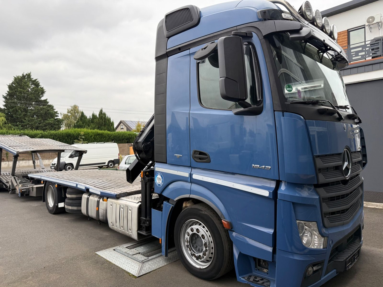 Mercedes-Benz Actros 1843 FVG 5-Zug / VDI 2700 / Kran MKG - شاحنة نقل سيارات شاحنة: صورة 3 Mercedes-Benz Actros 1843 FVG 5-Zug / VDI 2700 / Kran MKG - شاحنة نقل سيارات شاحنة: صورة 3