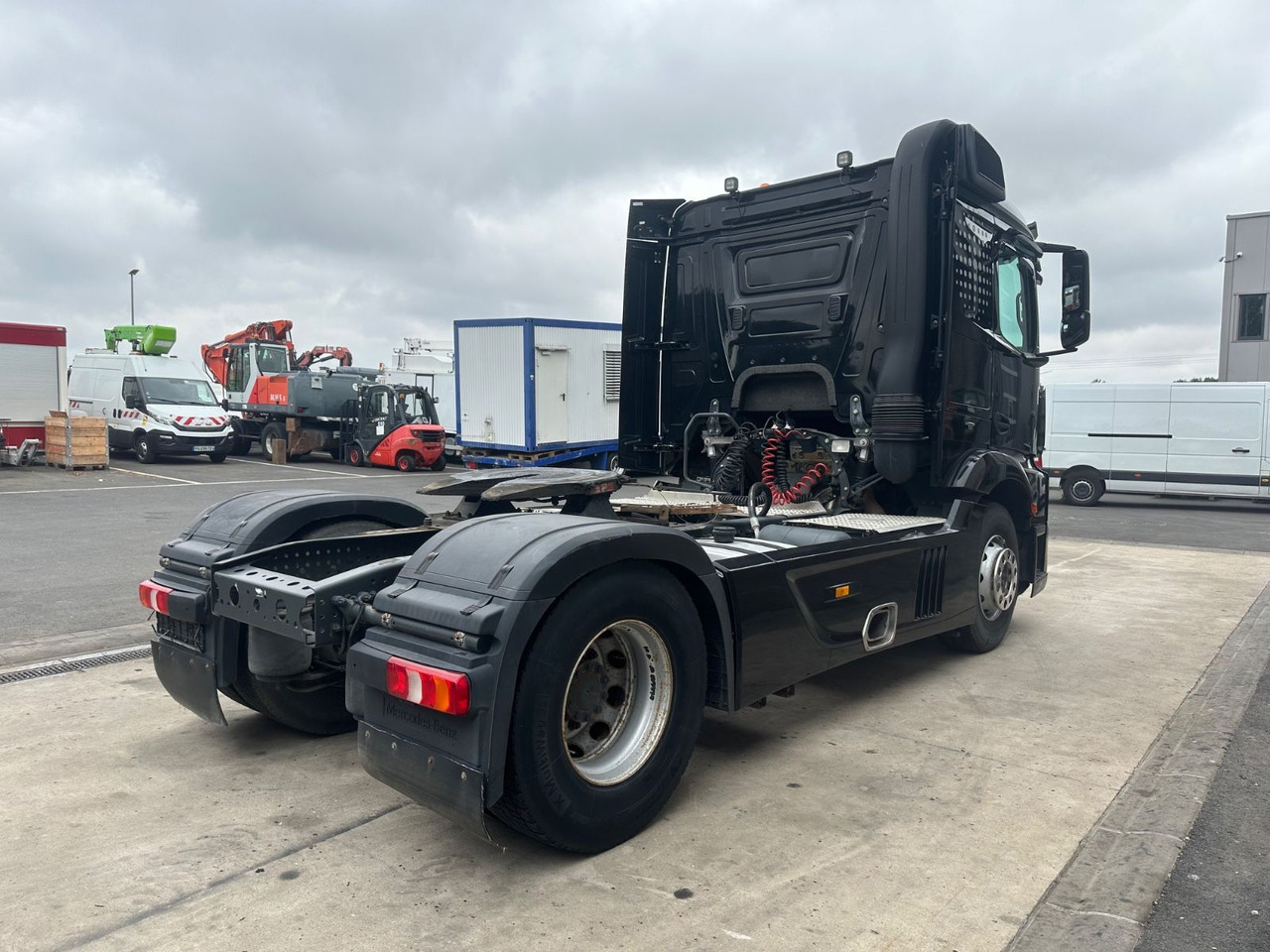 Mercedes-Benz Actros 4 1846/ Retarder/ Kipphydraulik/Top - مقطورة السحب: صورة 5 Mercedes-Benz Actros 4 1846/ Retarder/ Kipphydraulik/Top - مقطورة السحب: صورة 5