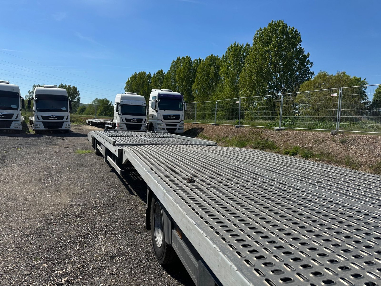 Mercedes-Benz Atego 1024 Flachzug 2-Bett Winde VDI2700 - شاحنة نقل سيارات شاحنة: صورة 4 Mercedes-Benz Atego 1024 Flachzug 2-Bett Winde VDI2700 - شاحنة نقل سيارات شاحنة: صورة 4
