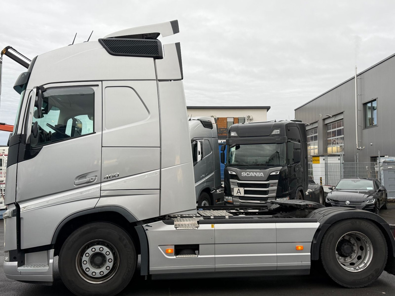 Volvo FH 460 Globetrotter, Voll-Spoiler, 2x Tank - رأس تريلا: صورة 4 Volvo FH 460 Globetrotter, Voll-Spoiler, 2x Tank - رأس تريلا: صورة 4