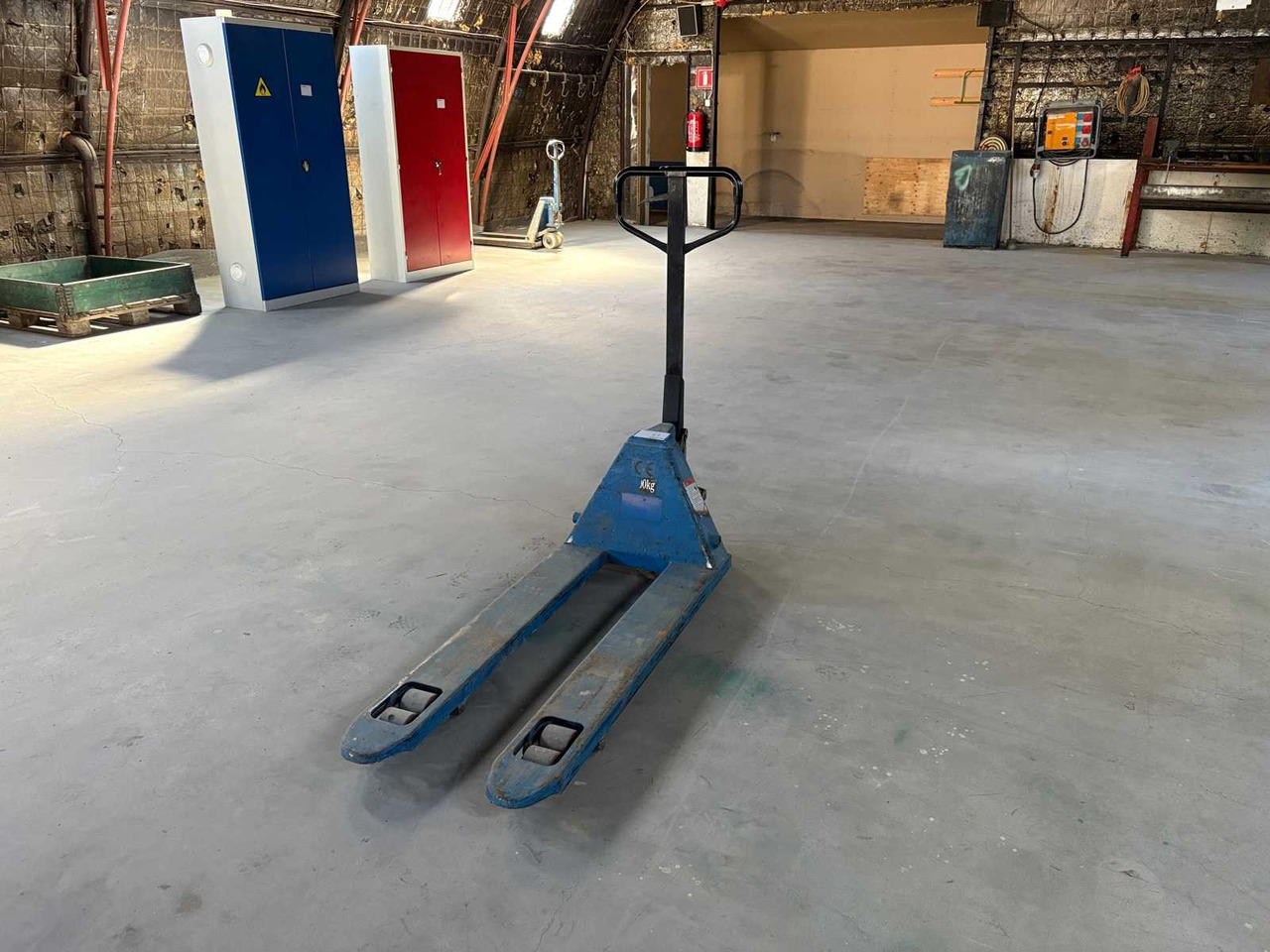 Pallet truck Etralift - شاحنة نقل الطبالي: صورة 3 Pallet truck Etralift - شاحنة نقل الطبالي: صورة 3