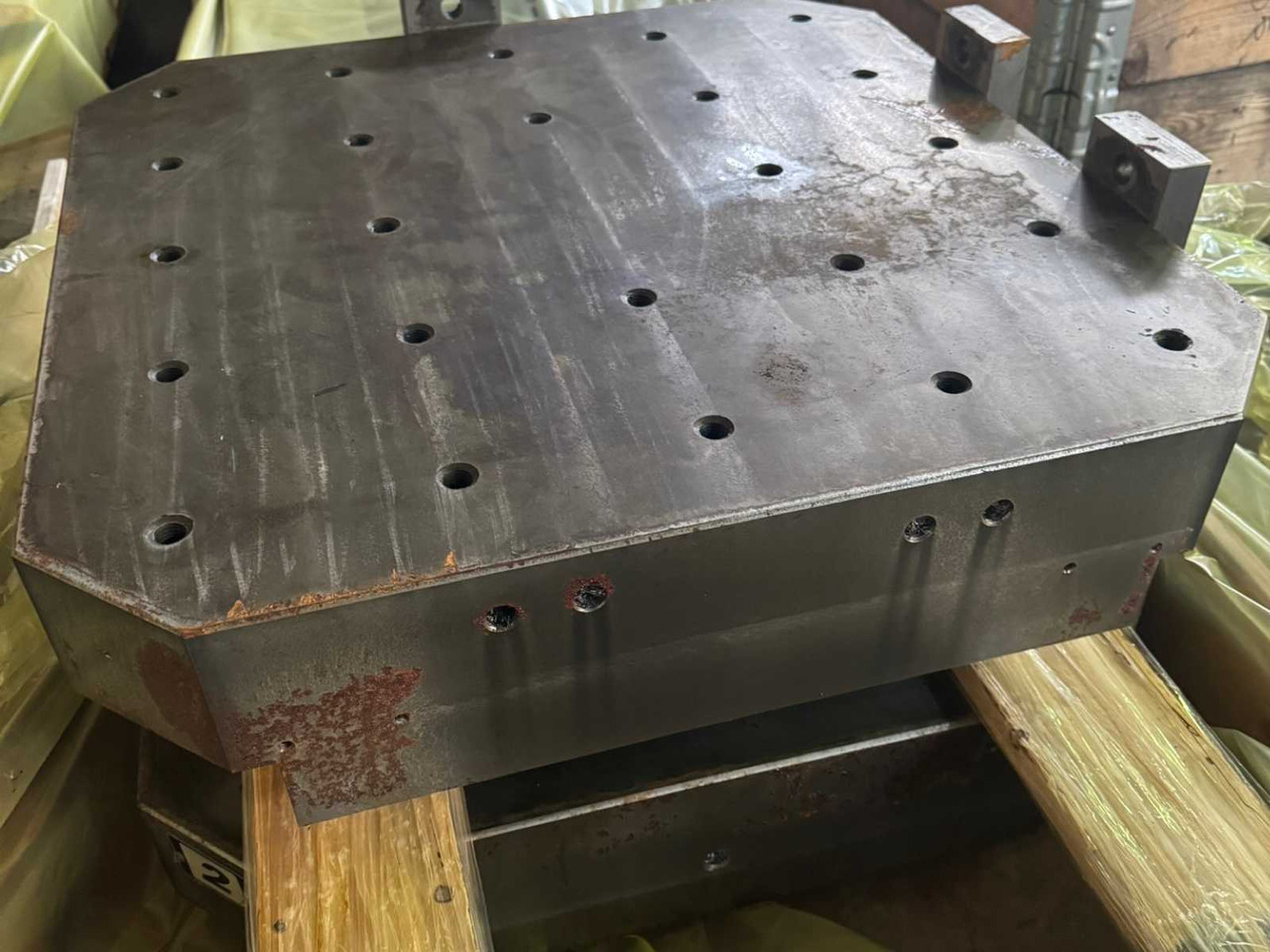 Pallets Doosan ACE -HM630 | 5pcs - أدوات ومعدات: صورة 1 Pallets Doosan ACE -HM630 | 5pcs - أدوات ومعدات: صورة 1