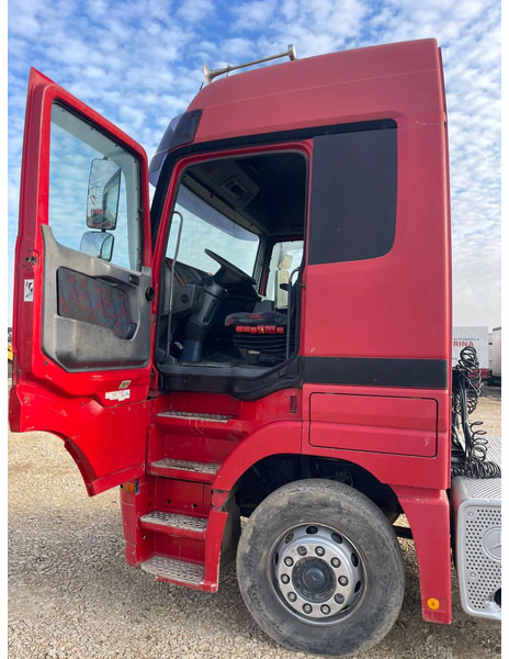 Mercedes-Benz Actros 1840 - رأس تريلا: صورة 4 Mercedes-Benz Actros 1840 - رأس تريلا: صورة 4