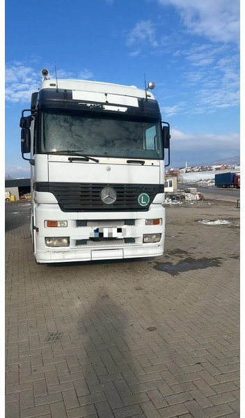 Mercedes-Benz Actros 1843 - مقطورة السحب: صورة 1 Mercedes-Benz Actros 1843 - مقطورة السحب: صورة 1
