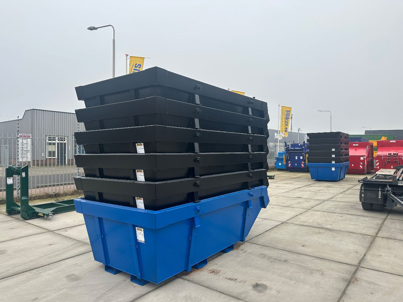 Sidalco 6m3 met heftruck lepel kokers - حاوية تفريغ لود لوجر: صورة 5 Sidalco 6m3 met heftruck lepel kokers - حاوية تفريغ لود لوجر: صورة 5