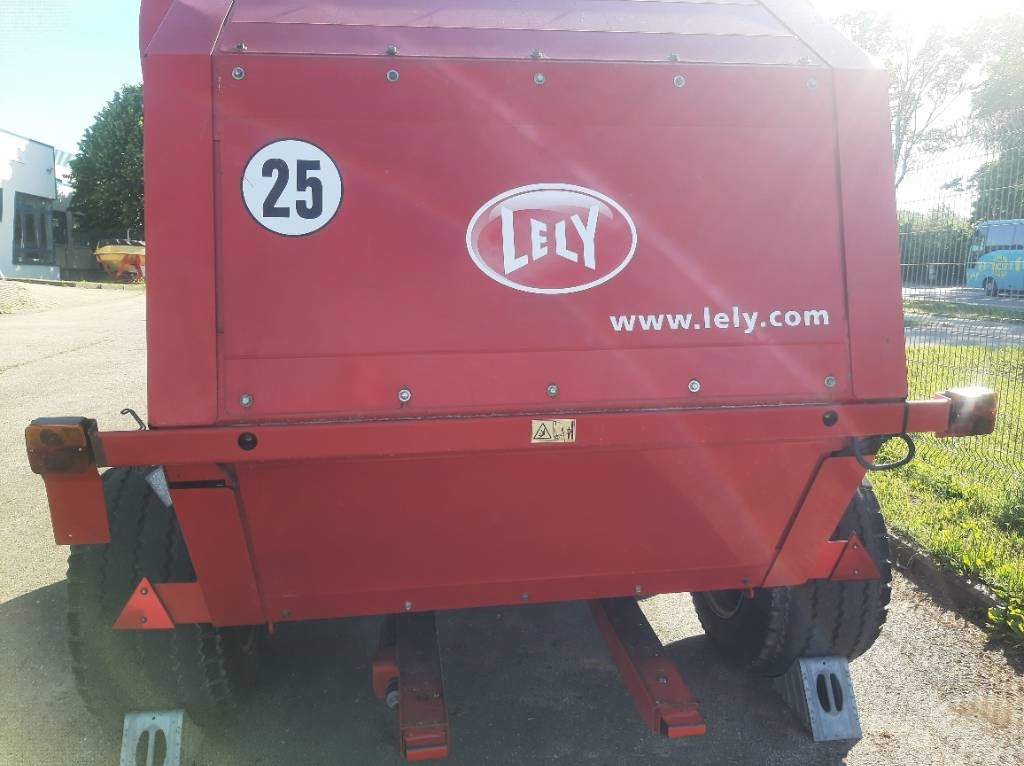 Lely Welger RP 245 Profi - آلة بالات دائرية: صورة 2 Lely Welger RP 245 Profi - آلة بالات دائرية: صورة 2