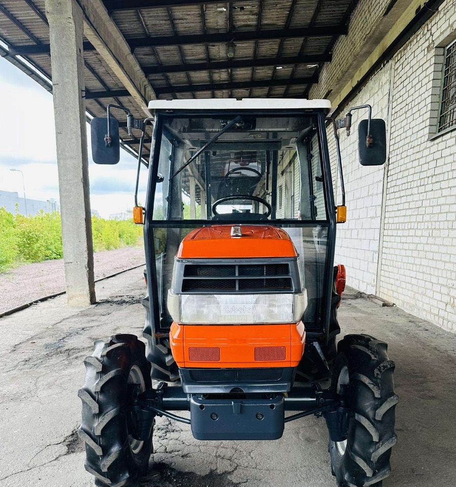Kubota GL32 - جرار: صورة 3 Kubota GL32 - جرار: صورة 3