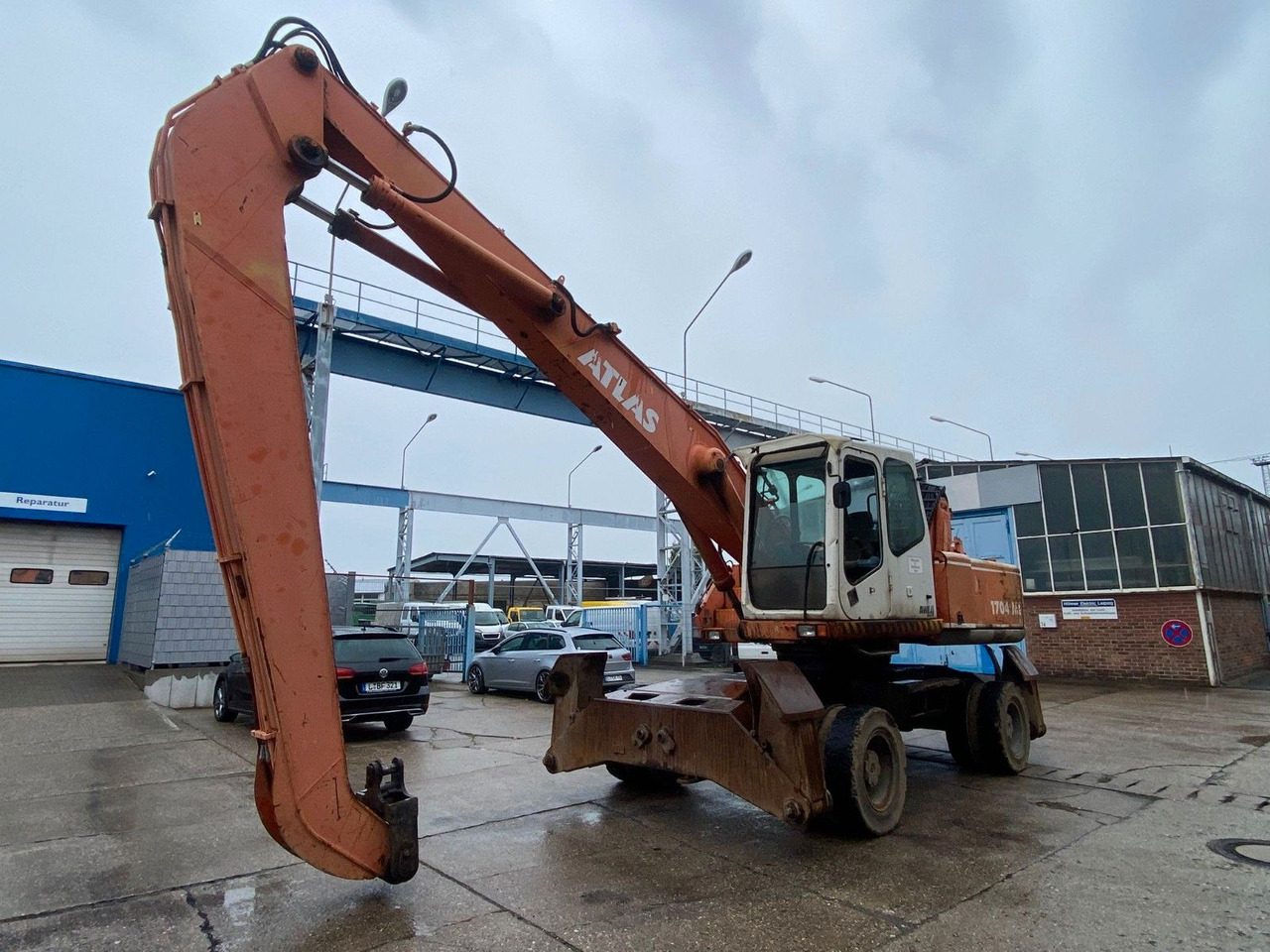 Atlas 1704 MI mit Greifer Umschlagbagger Lang - حفار ذو عجلات: صورة 4 Atlas 1704 MI mit Greifer Umschlagbagger Lang - حفار ذو عجلات: صورة 4