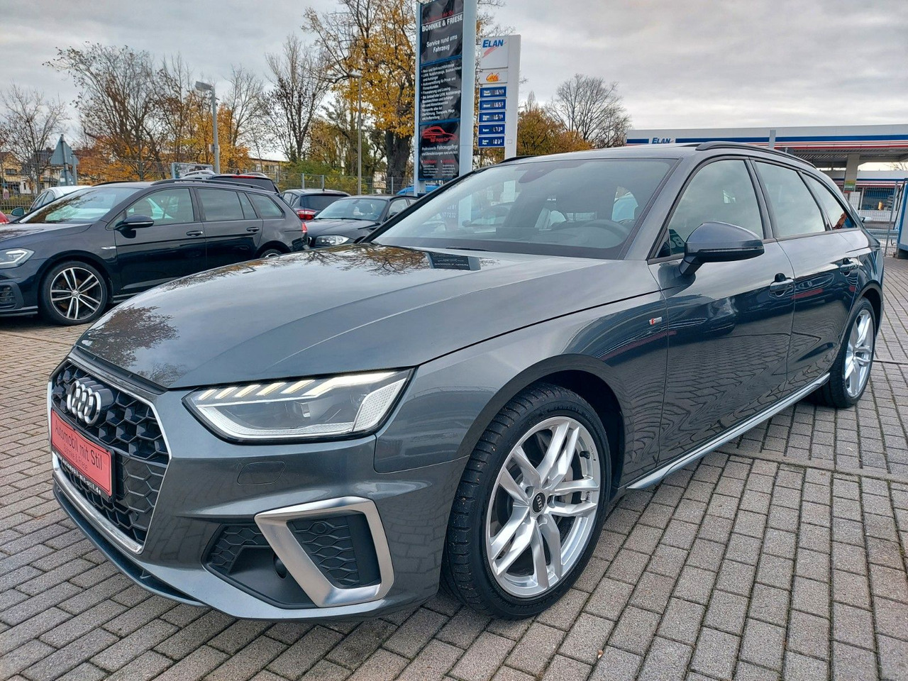 Audi A4 Avant 50 TDI Quattro S-Line Pano ACC Radar - سيارة ستيشن: صورة 2 Audi A4 Avant 50 TDI Quattro S-Line Pano ACC Radar - سيارة ستيشن: صورة 2