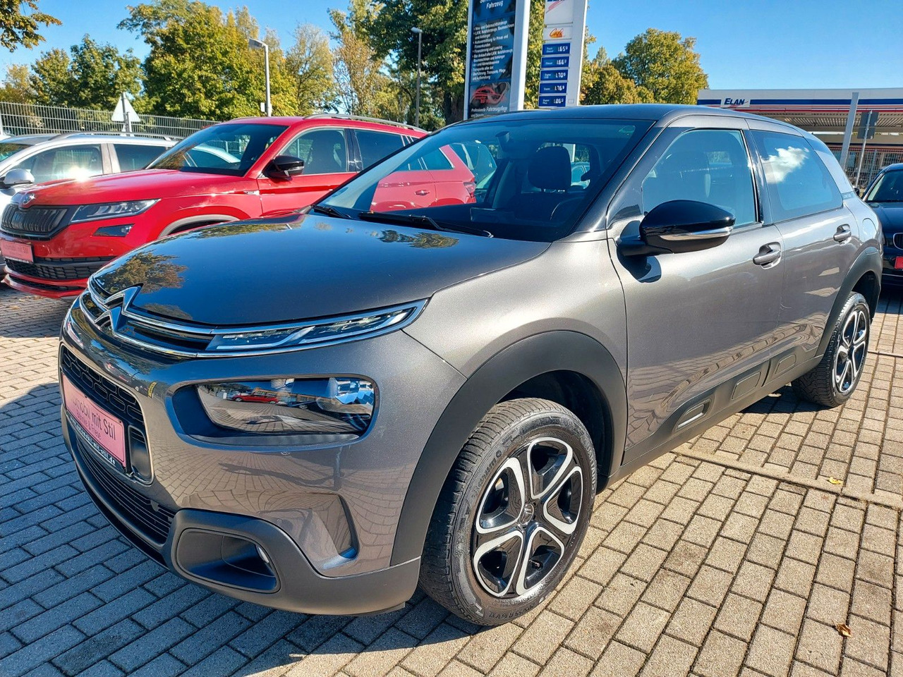 Citroën C4 Cactus Feel DAB Klima Sitzheizung PDC - سيدان: صورة 4 Citroën C4 Cactus Feel DAB Klima Sitzheizung PDC - سيدان: صورة 4