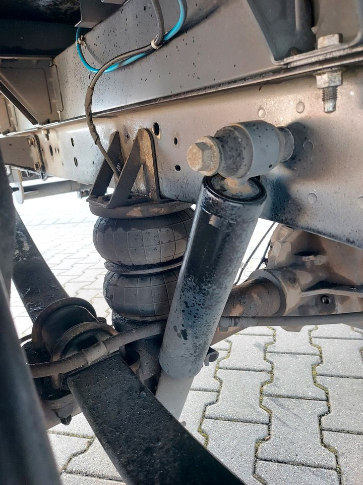 Ford Transit Pritsche 350 L4 extra lang Luftfeder - شاحنة توصيل مفتوحة: صورة 2 Ford Transit Pritsche 350 L4 extra lang Luftfeder - شاحنة توصيل مفتوحة: صورة 2