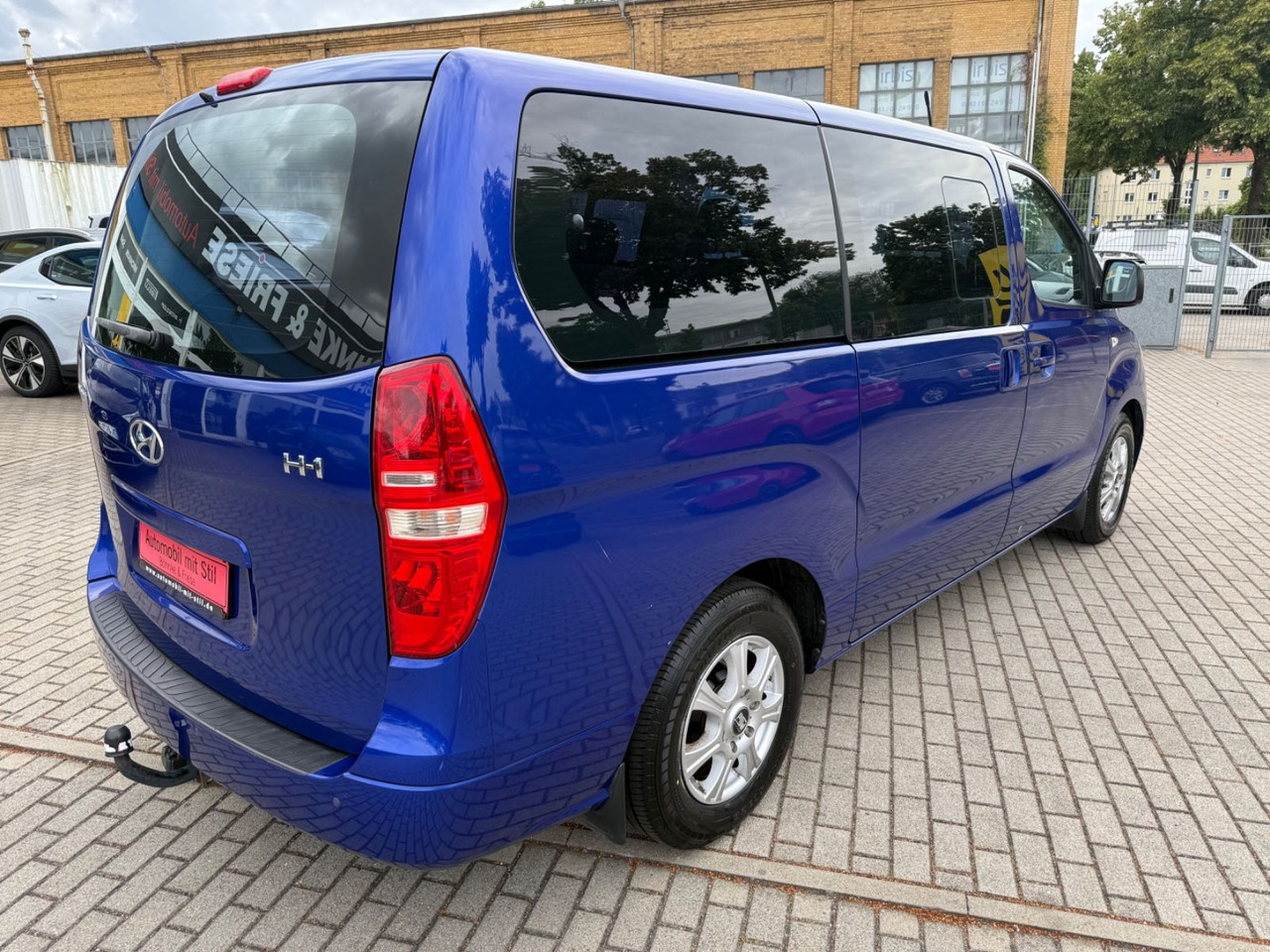 Hyundai H-1 Travel Comfort 8 SITZER KLIMAA. STANDHEIZUNG - ميكروباص: صورة 4 Hyundai H-1 Travel Comfort 8 SITZER KLIMAA. STANDHEIZUNG - ميكروباص: صورة 4