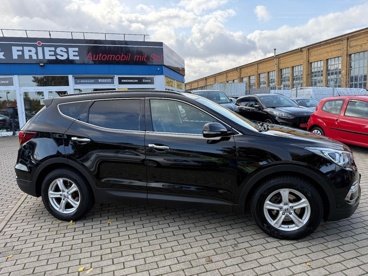 Hyundai Santa Fe blue Premium 4WD XENON LED NAVI LEDER - سيارة دفع رباعي: صورة 3 Hyundai Santa Fe blue Premium 4WD XENON LED NAVI LEDER - سيارة دفع رباعي: صورة 3