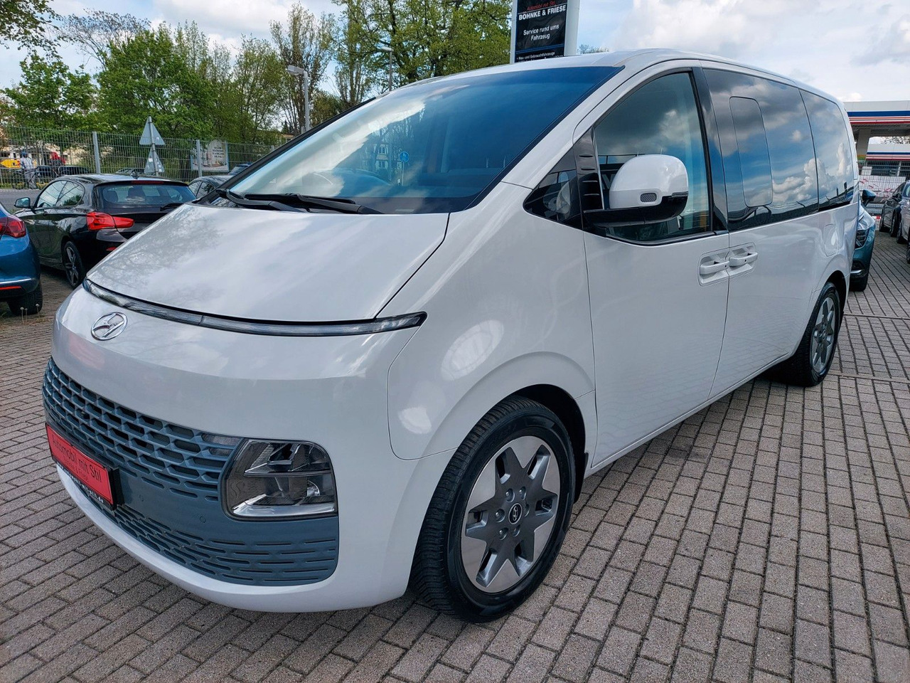 Hyundai Staria Prime 2WD LED NAVI LEDER ACC KAMERA - ميكروباص: صورة 3 Hyundai Staria Prime 2WD LED NAVI LEDER ACC KAMERA - ميكروباص: صورة 3