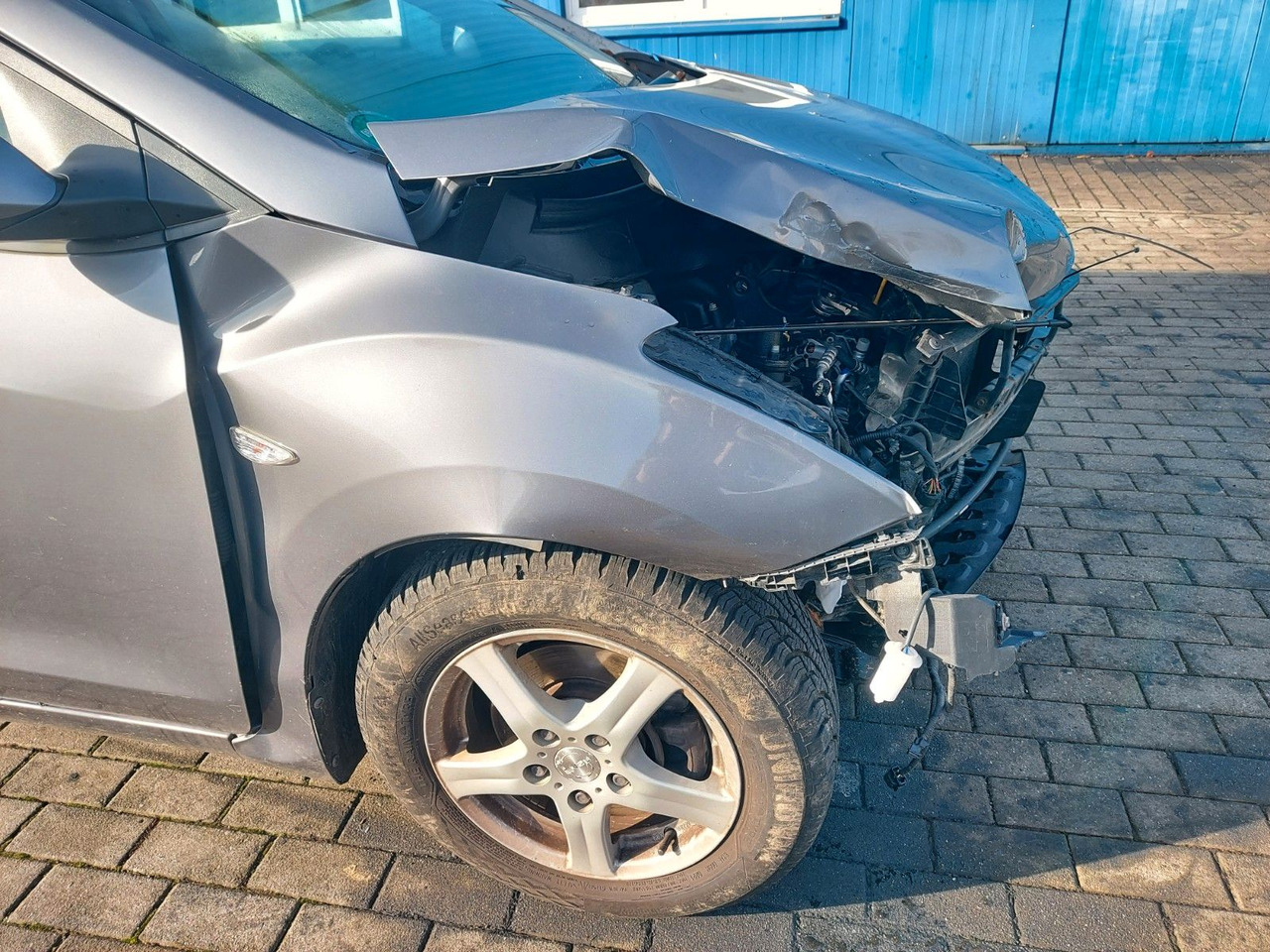 Hyundai i30 cw Classic Klima - سيارة ستيشن: صورة 3 Hyundai i30 cw Classic Klima - سيارة ستيشن: صورة 3