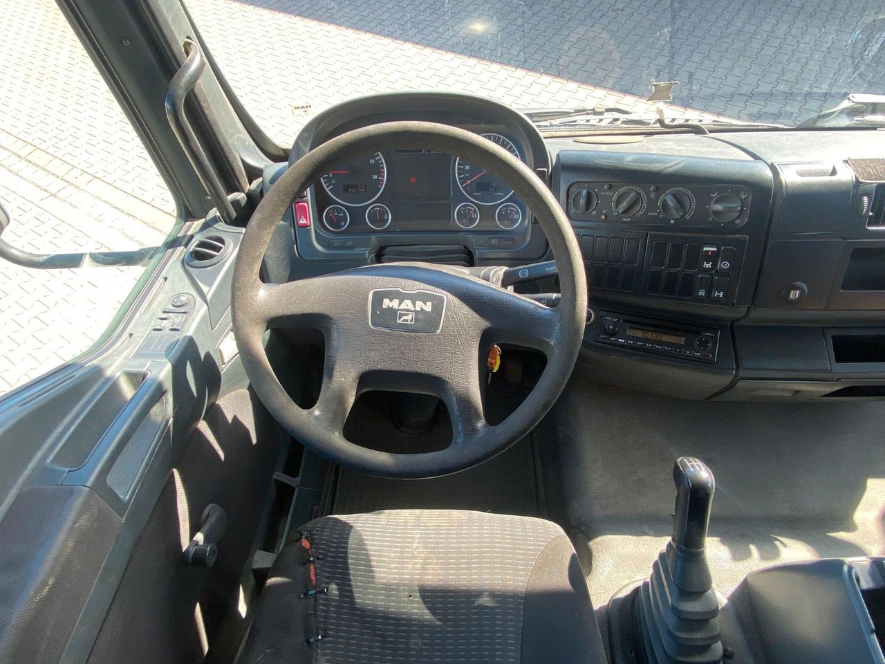 تأجير  MAN TGM 18.290  4X4 ALLRAD KLIMA DREISEITENKIPPER MAN TGM 18.290  4X4 ALLRAD KLIMA DREISEITENKIPPER: صورة 13