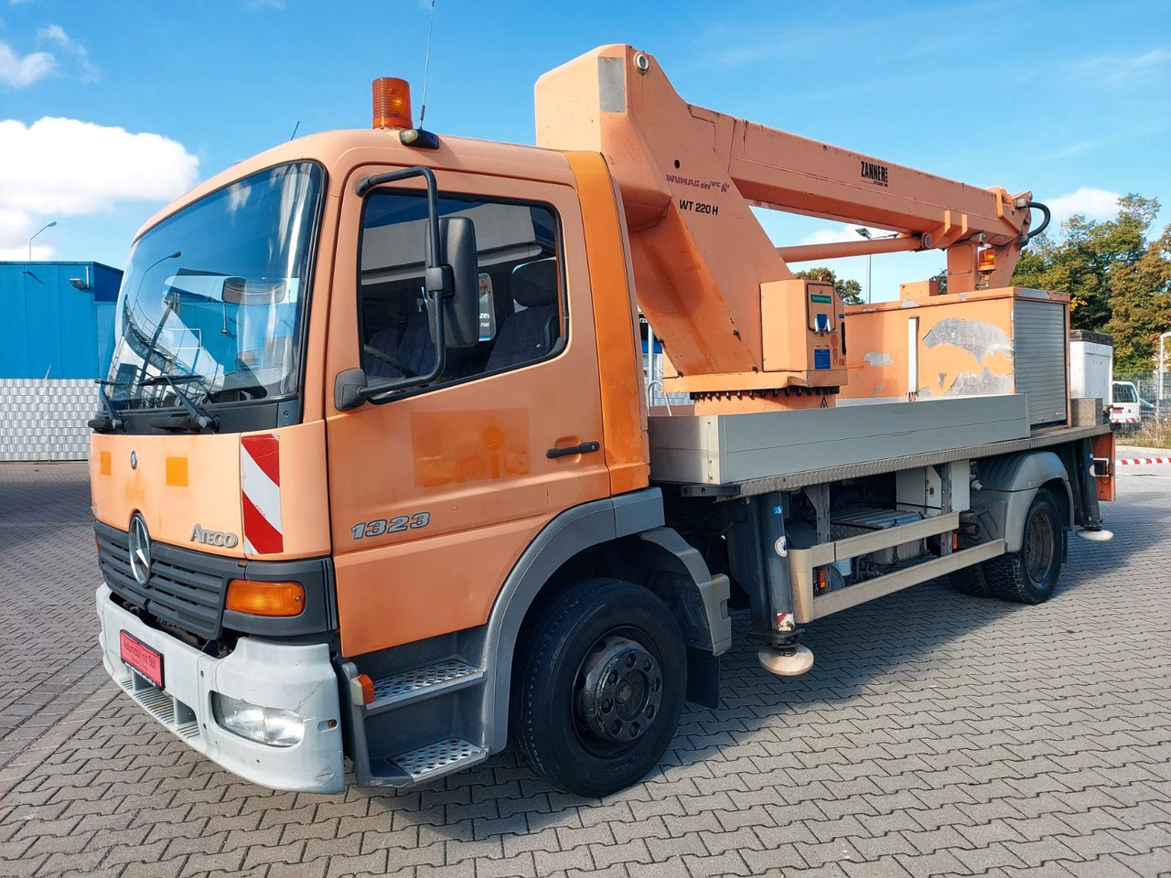 Mercedes-Benz ATEGO 1323 HUBSTEIGER WUMAG WT220H - منصة محمولة مثبتة على الشاحنة: صورة 1 Mercedes-Benz ATEGO 1323 HUBSTEIGER WUMAG WT220H - منصة محمولة مثبتة على الشاحنة: صورة 1